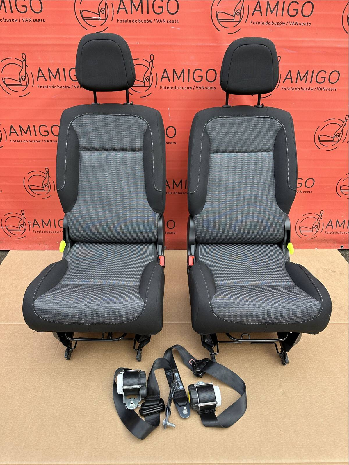 Seats set 3rd row single seat belts Berlingo Doblo Combo Partner Rifter ProAce City