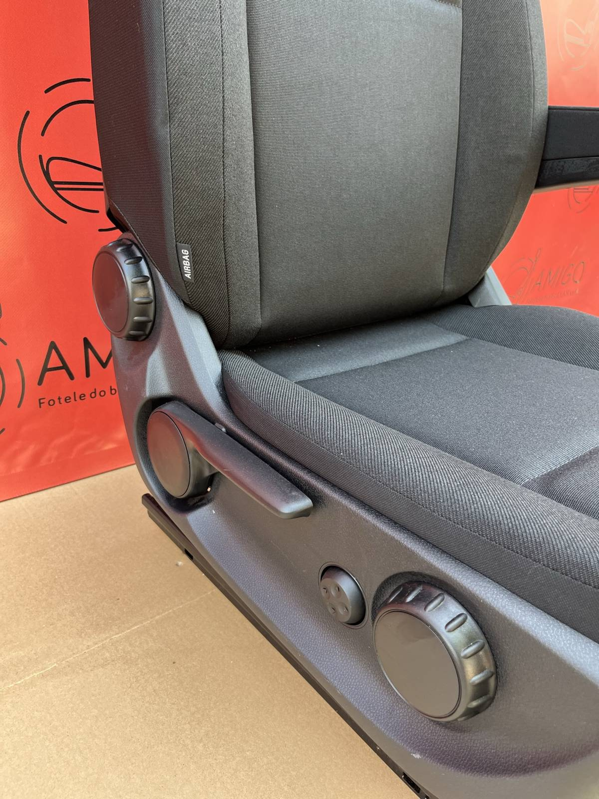 Seat Mercedes Vito W447 UK driver | EU passenger seat 2014-2022 armrest MATURIN
