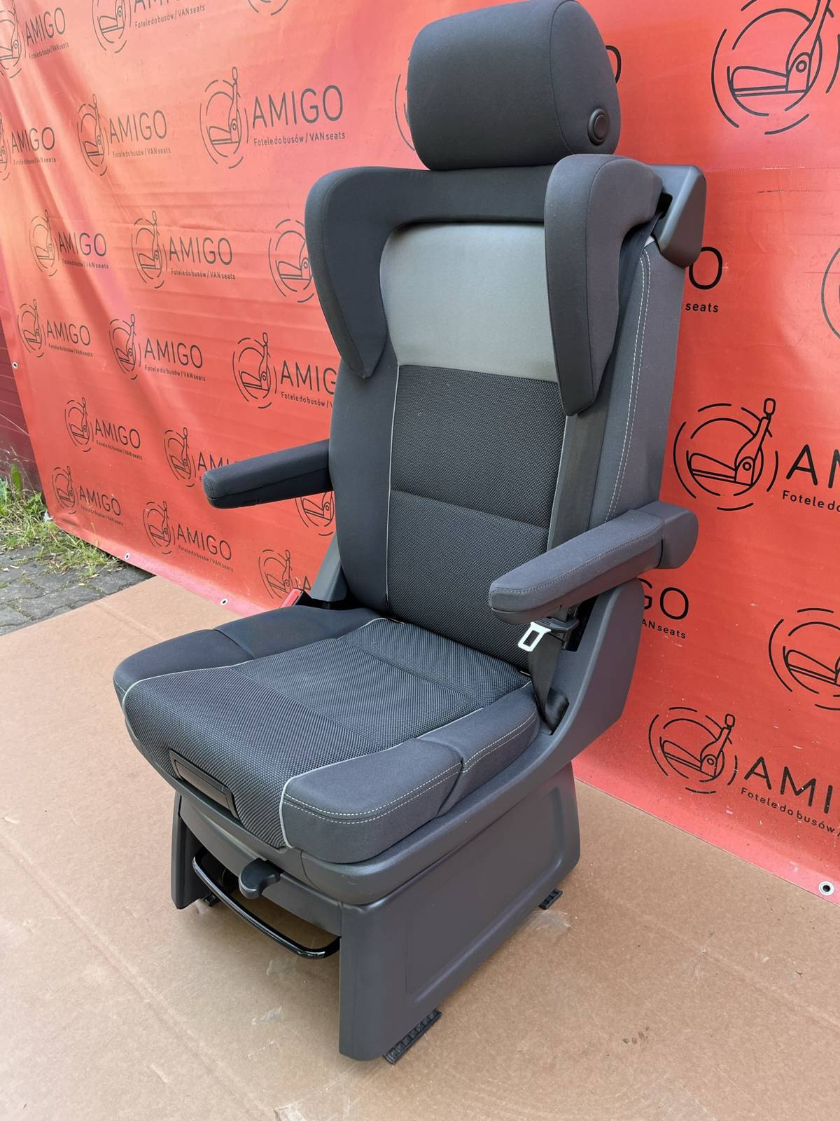 Seat VW T5.1 T5 Multivan Caravelle MILAN swivel rear for child