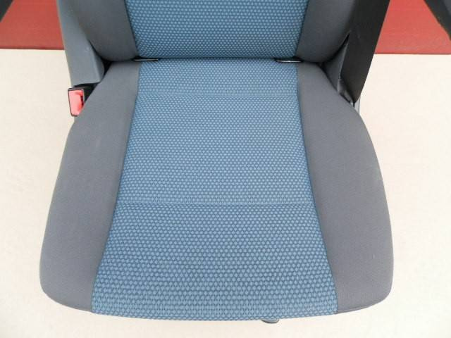 Seat VW T5 Multivan Caravelle blue dots swivel facelift Bluemotion scout