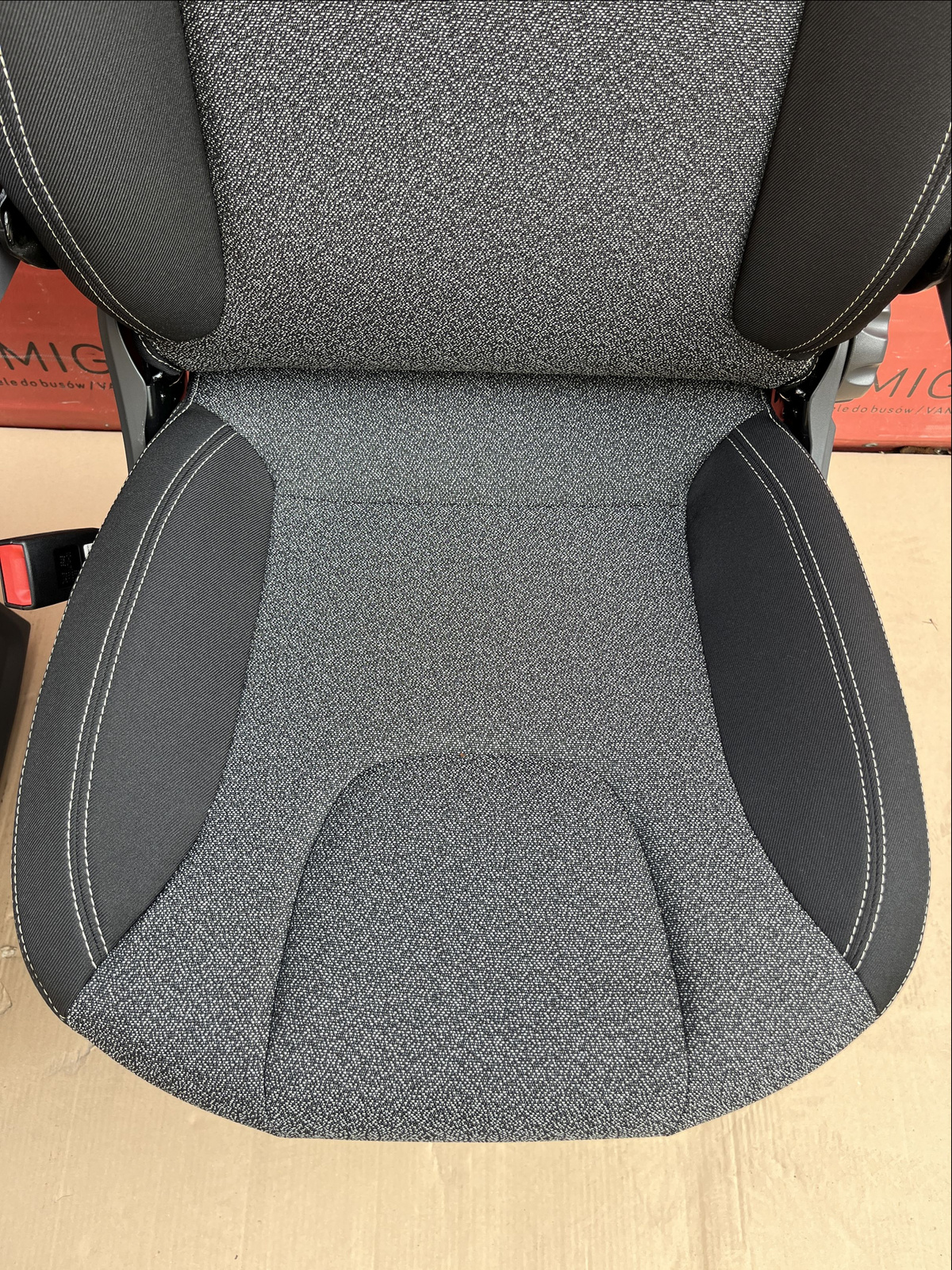 Seats Fiat Ducato Boxer Relay Proace Max Movano C left right swivel driver seat passenger CAMPER HYMER