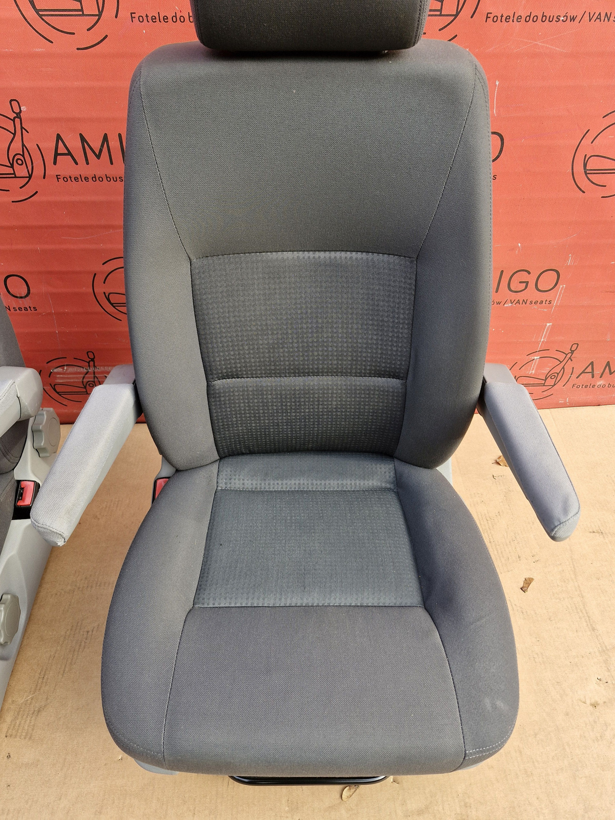 Driver passenger Captain seats seat airbag VW T5 grey Caravelle