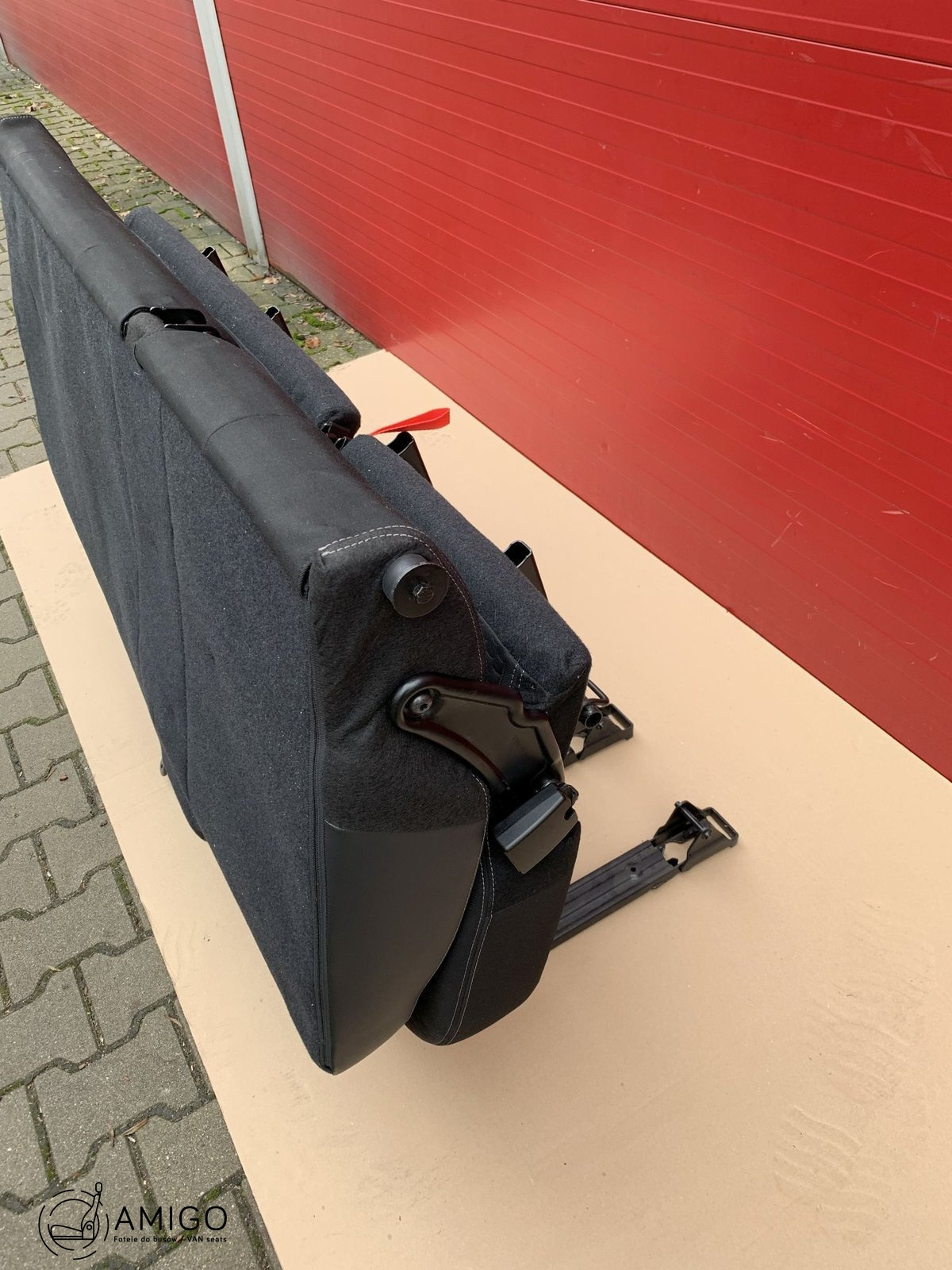 Seat triple bench Renault Trafic Opel Vauxhall Vivaro NV300 Talento belts set