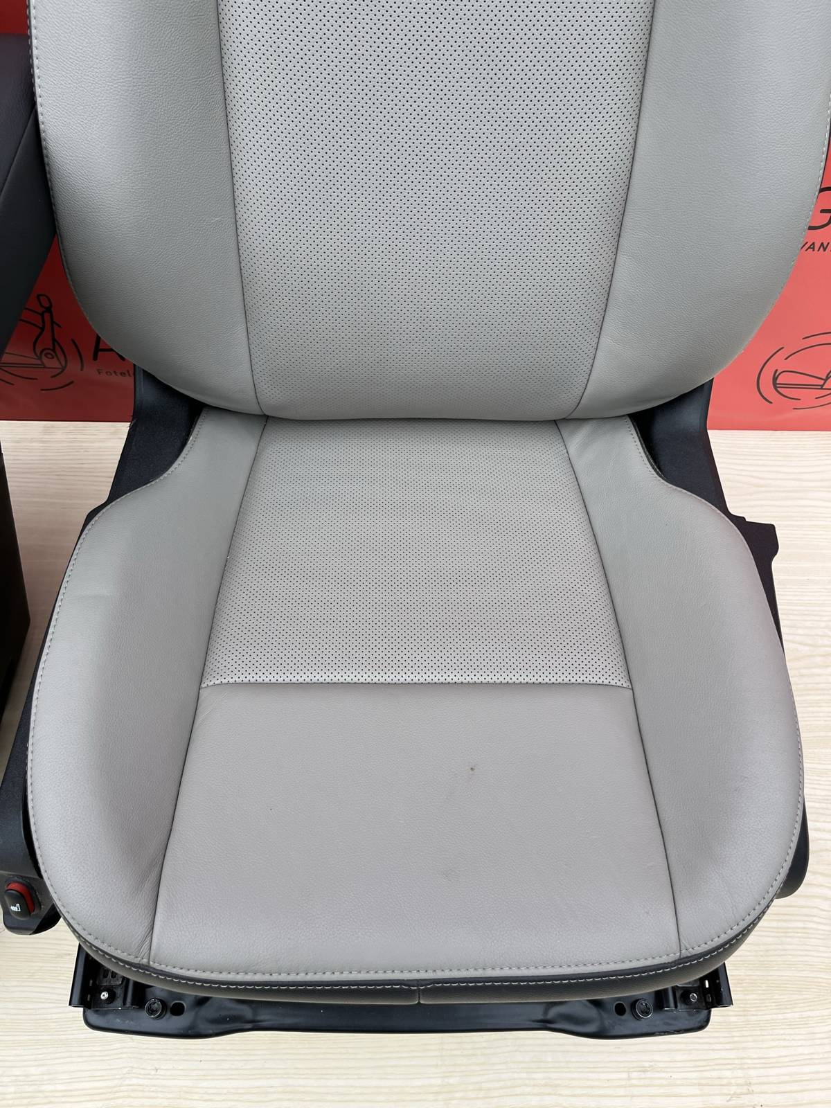 Ford Transit Custom Limited Seat passenger driver armrest 2012-2022 Torino Stone