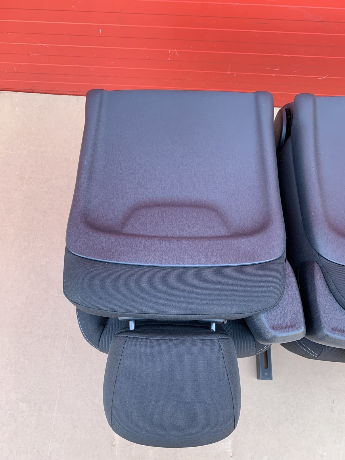 MB V-class Vito Renault Trafic Spaceclass Opel Vivaro Tourer rear bench seat