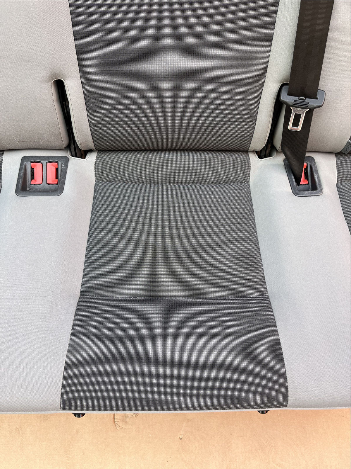 Bench rear triple seat VW T6 Transporter AUSTIN grey isofix t5