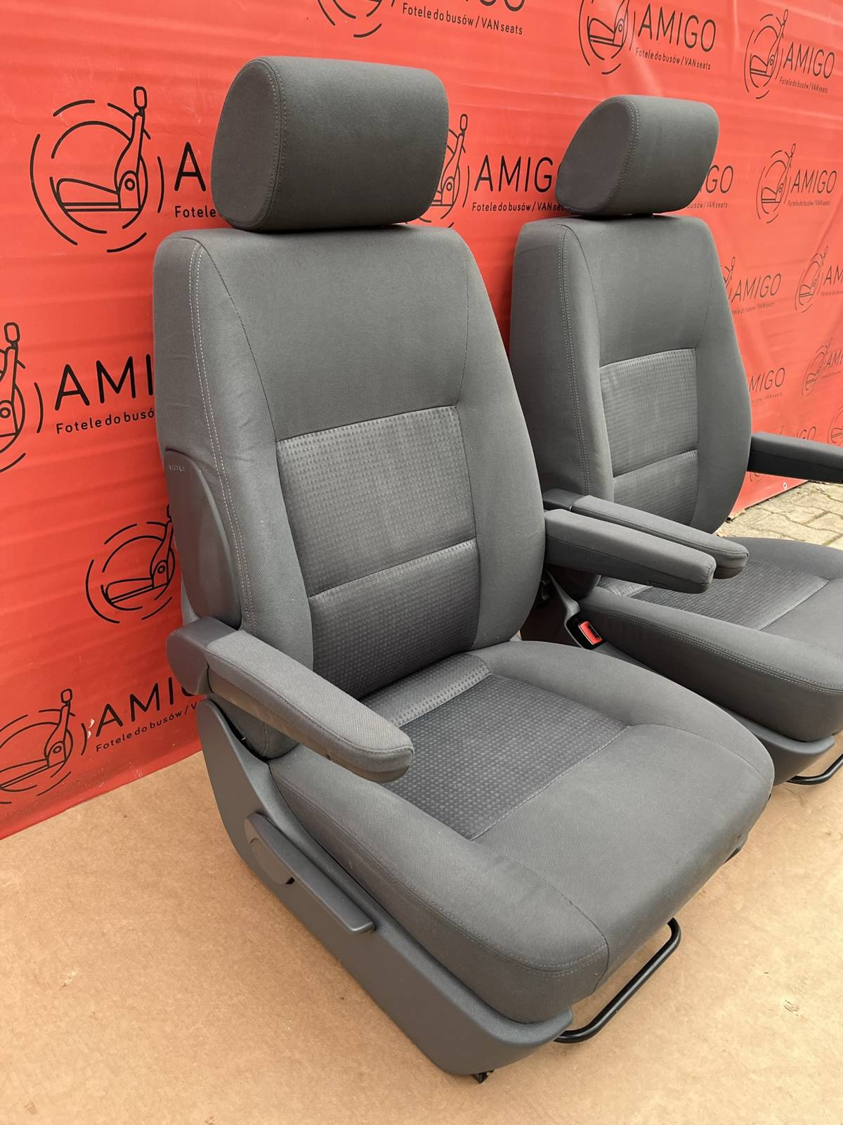 Driver passenger Captain seats seat airbag VW T5 Anthracite DUO Caravelle