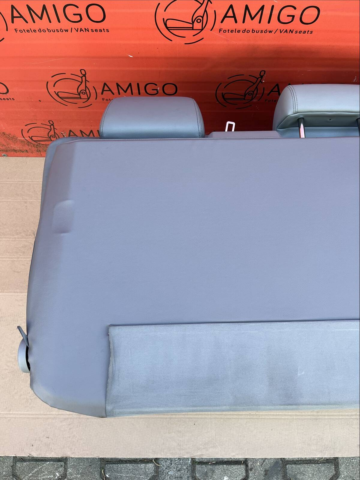 Bench rear triple seat VW T5 grey leather Multivan Caravelle t6