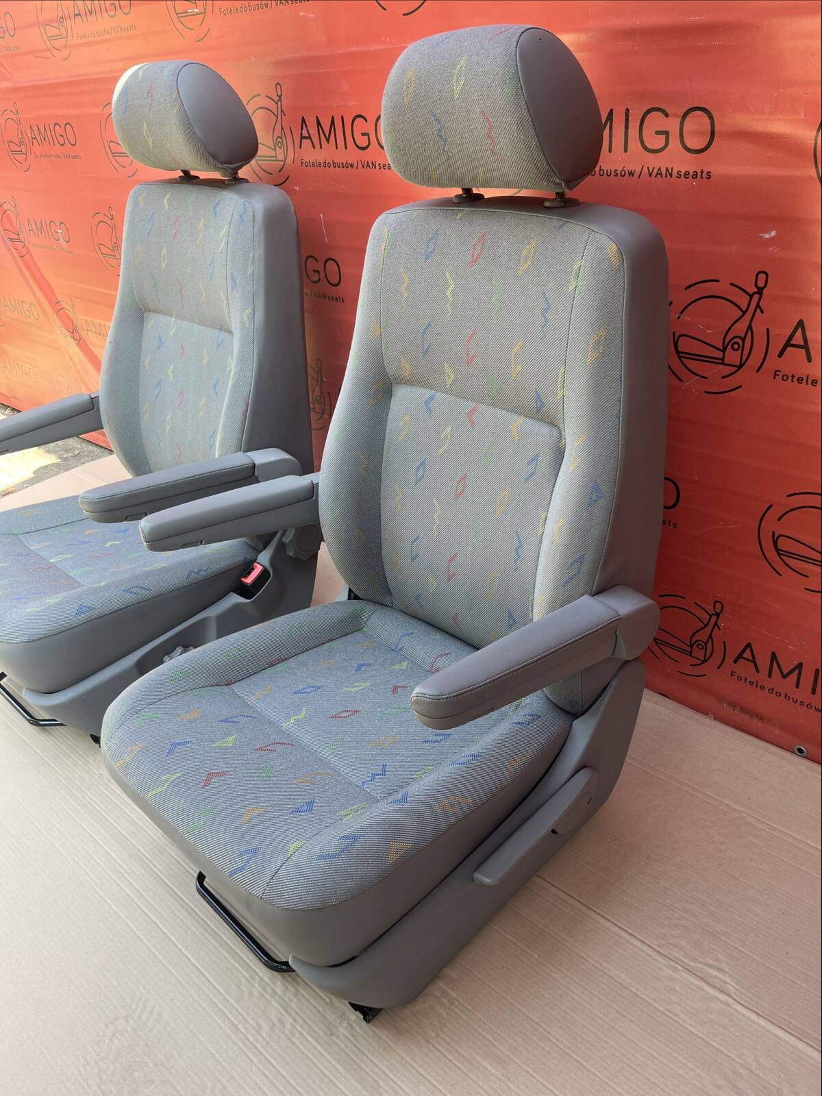 Seat VW T5 Inca front driver & passenger comfort adjustments armrests