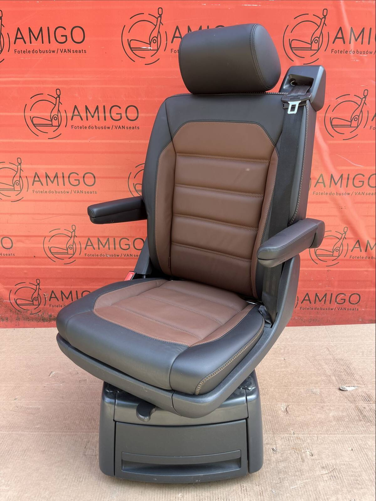 Seat single VW T6 Multivan Caravelle PanAmericana rear t5 swivel brown marakesch