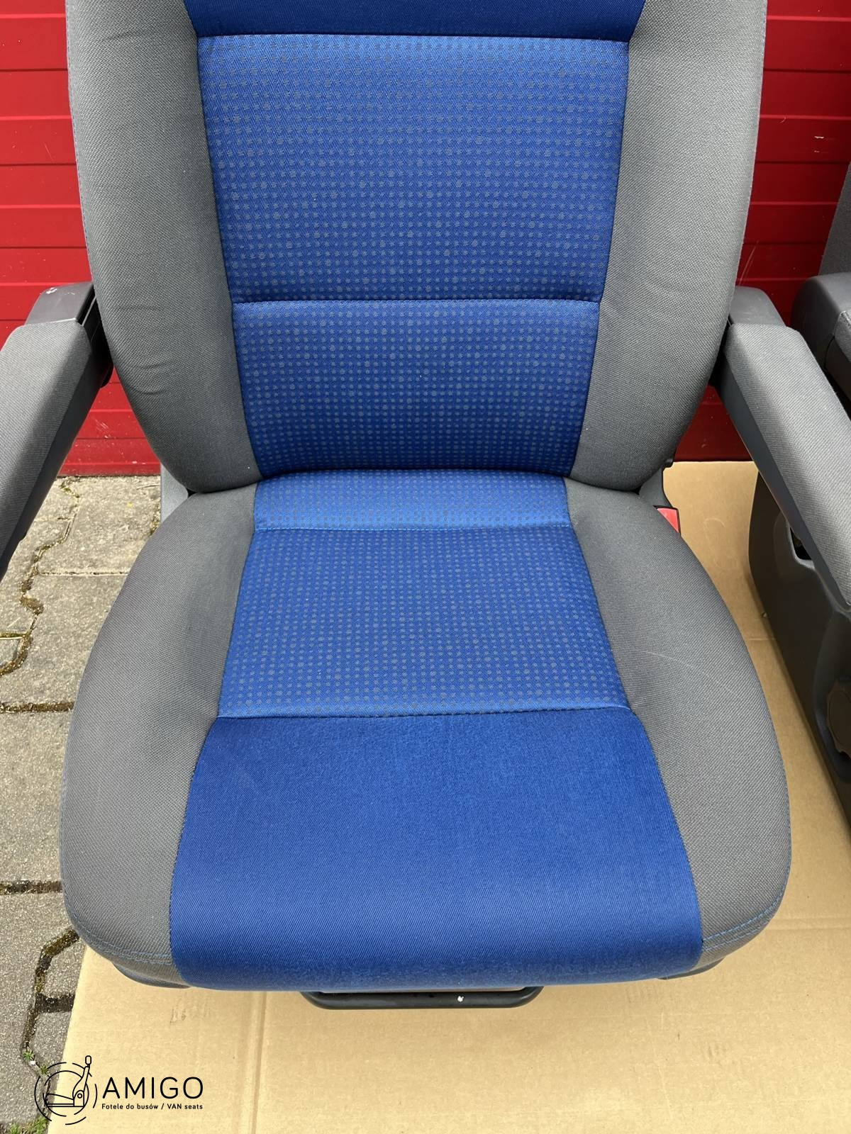 Driver passenger Captain seats seat airbag VW T5 Anthracite DUO BLUE Caravelle