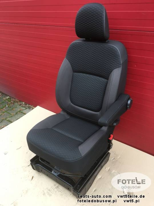 Seat UK driver | EU passenger Fiat Talento Trafic Opel Vauxhall Vivaro NV300 | EU passenger