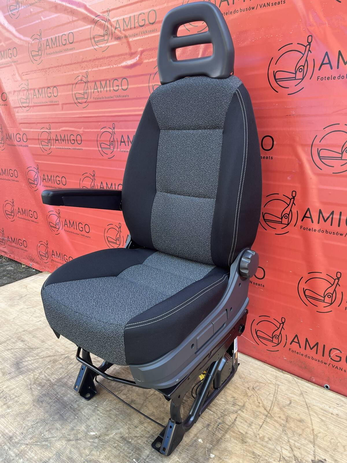 Seat Fiat Ducato Boxer Jumper Relay UK passenger | EU driver seat armrest adjustments