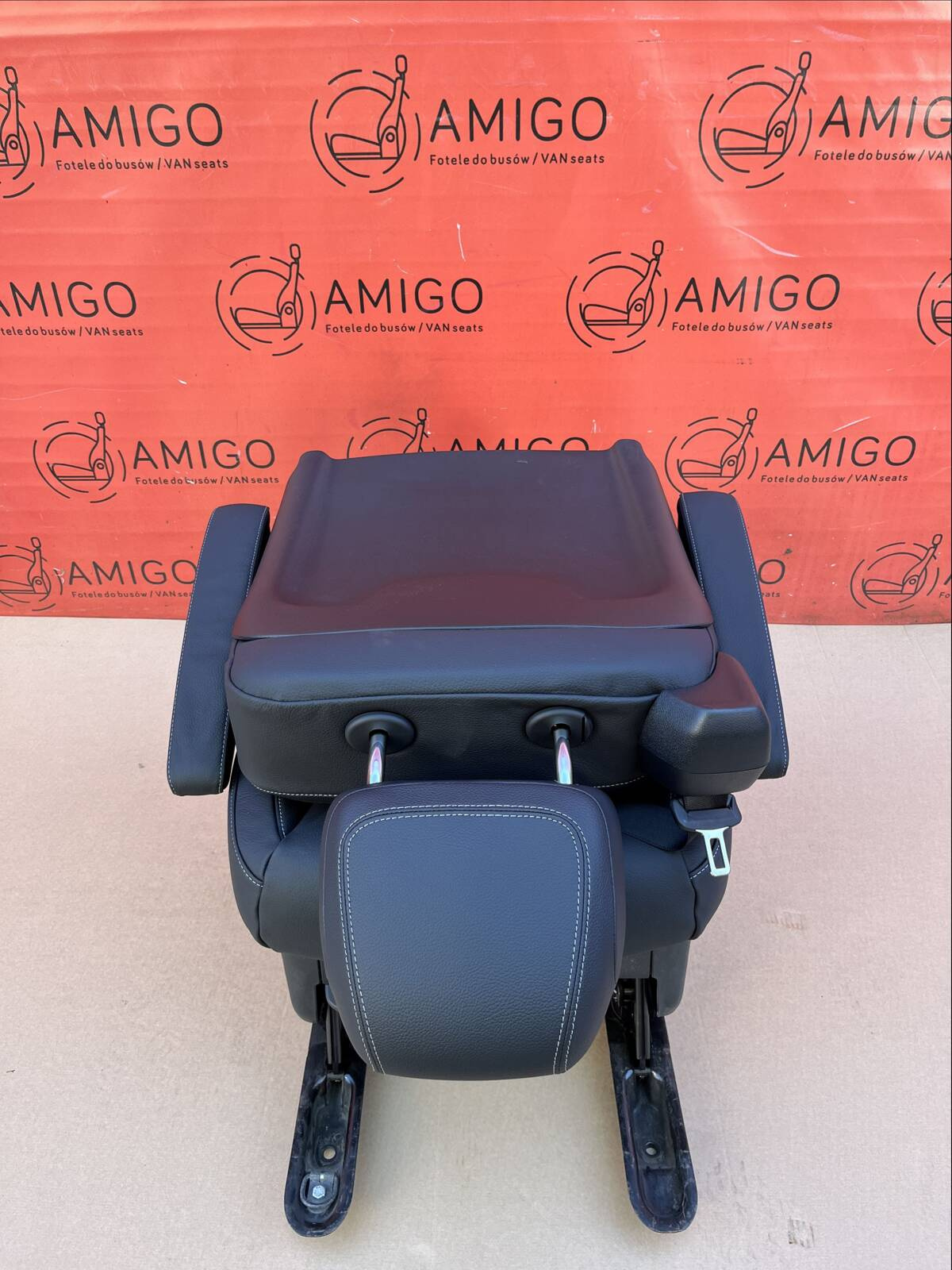 Seat single rear Mercedes V-class W447 Leather Lugano Black NEW