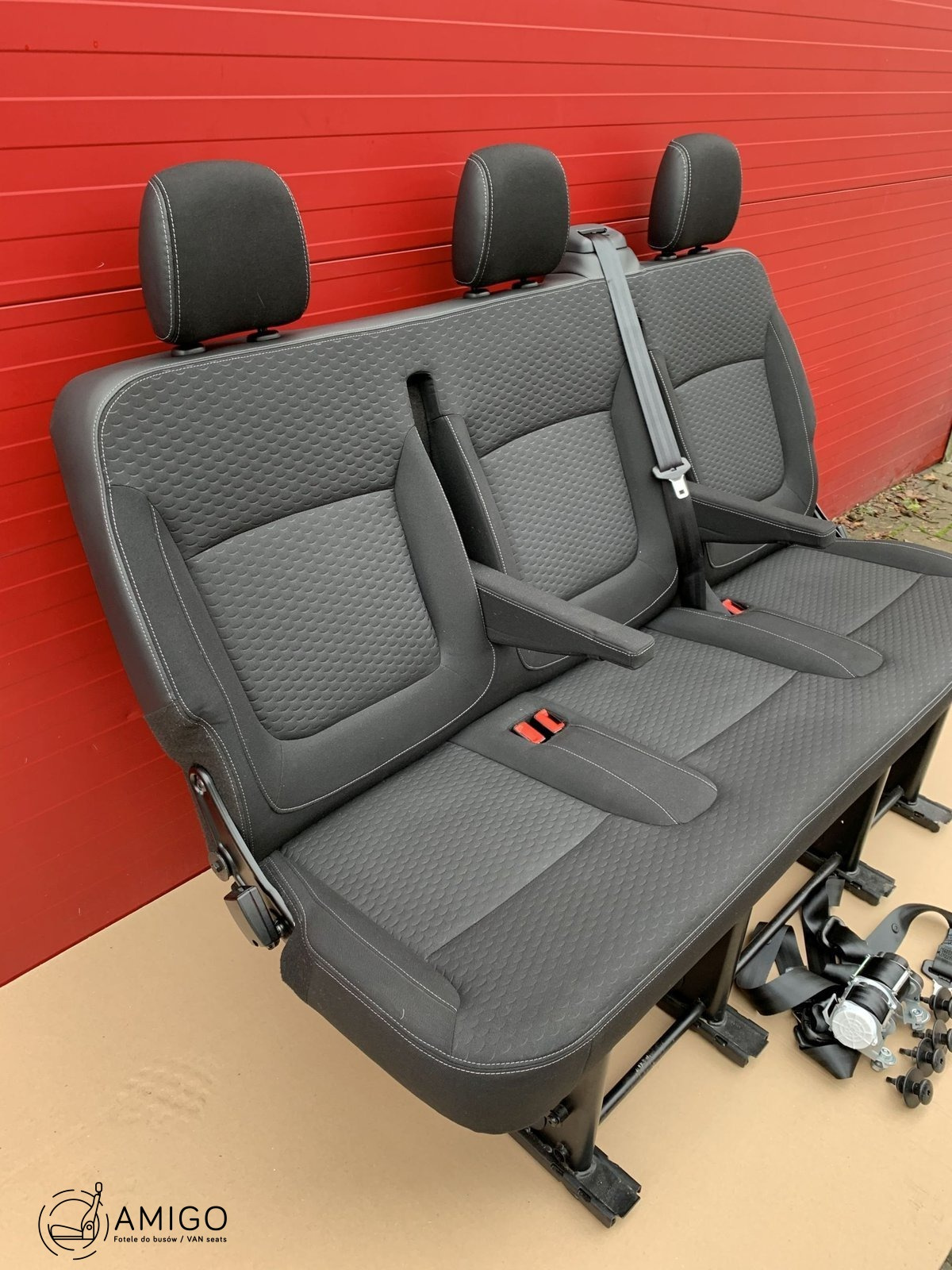 Seat triple bench Renault Trafic Opel Vauxhall Vivaro NV300 Talento belts set