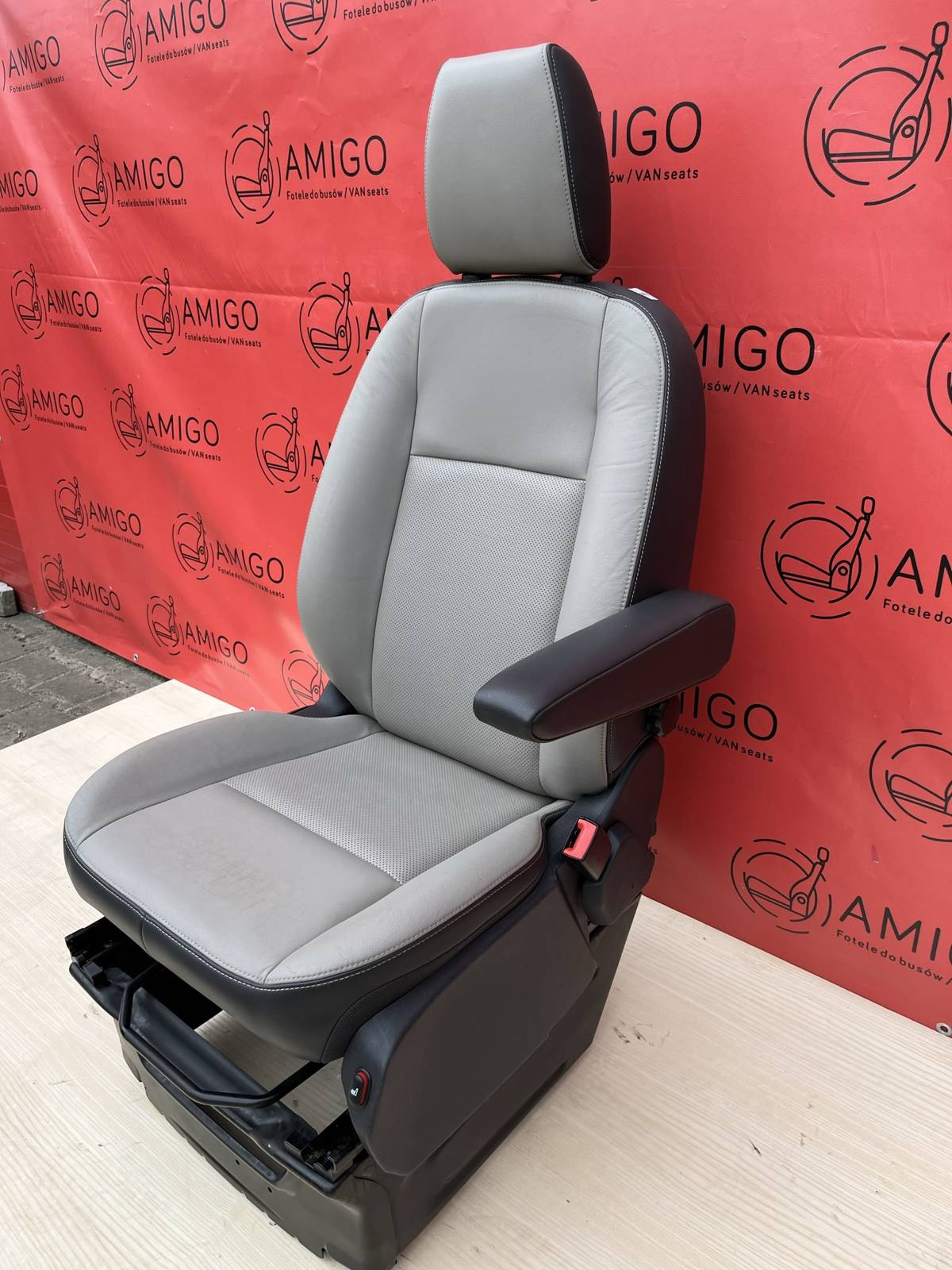 Ford Transit Custom Seat EU passenger | UK driver armrest 2012-2022 Torino leather