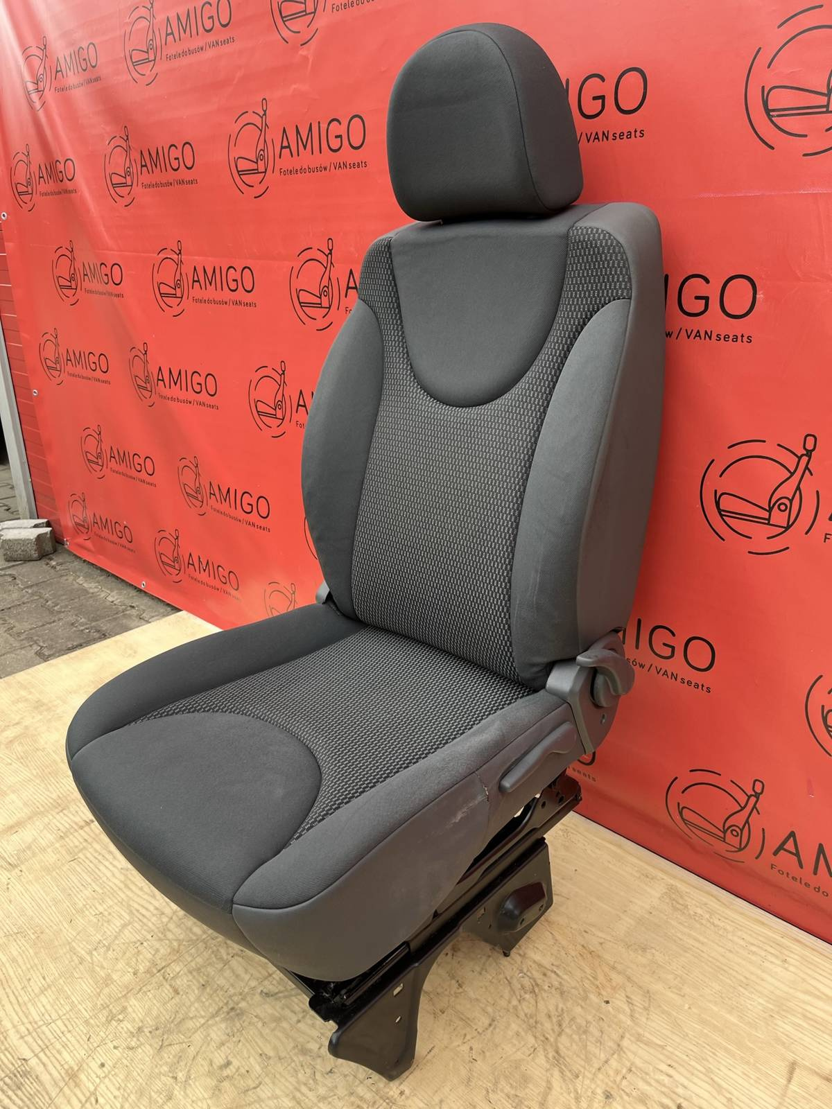 Front UK passenger seat | EU Driver Peugeot Expert II Dispatch Jumpy Proace 2006-2016