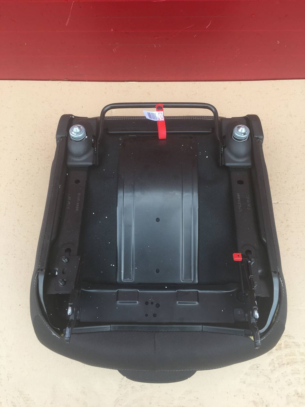 Peugeot Partner Citroen Berlingo rear folding seat left 3rd row