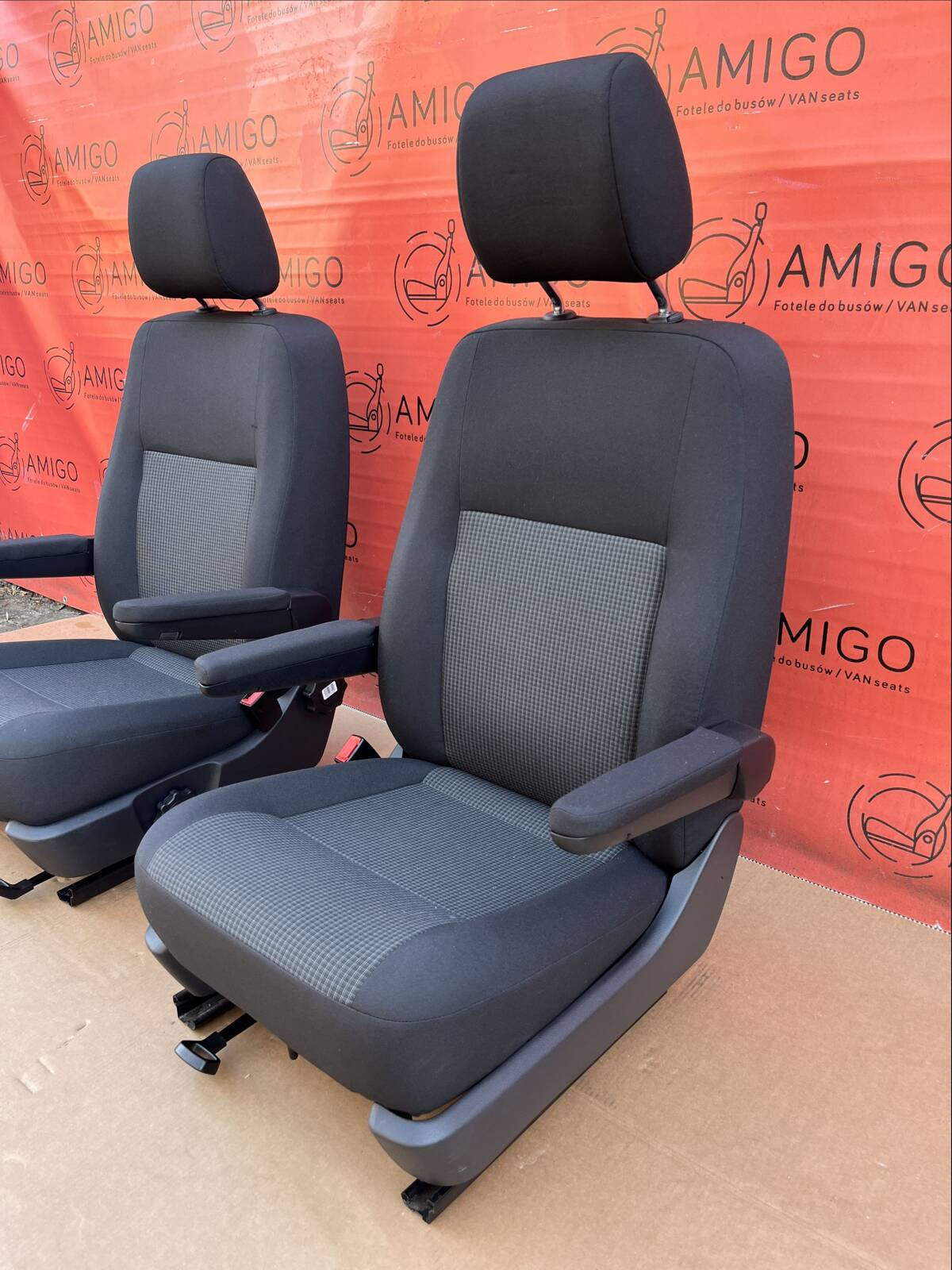 Driver passenger Captain genuine swivel seats seat VW T6.1 California Double Grid