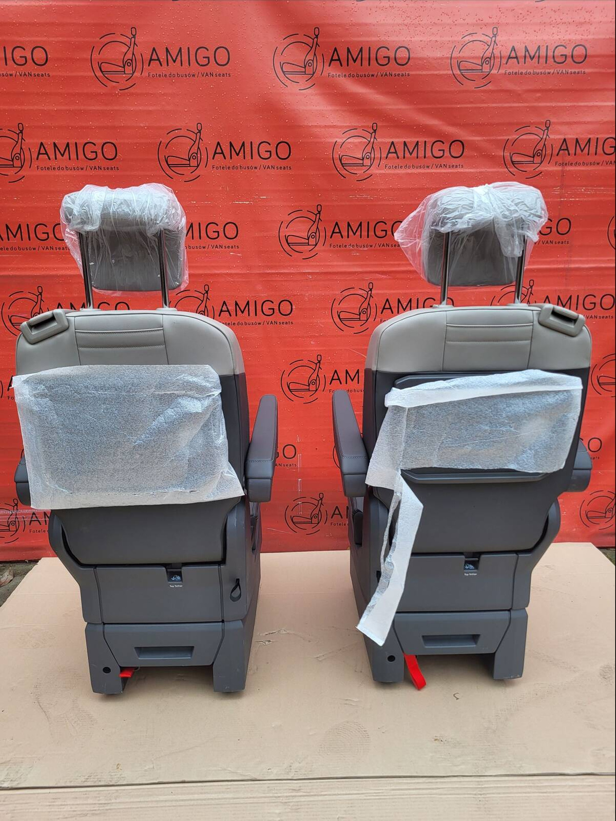 NEU VW Multivan T7 Sitze armlehne isofix Leder links rechts