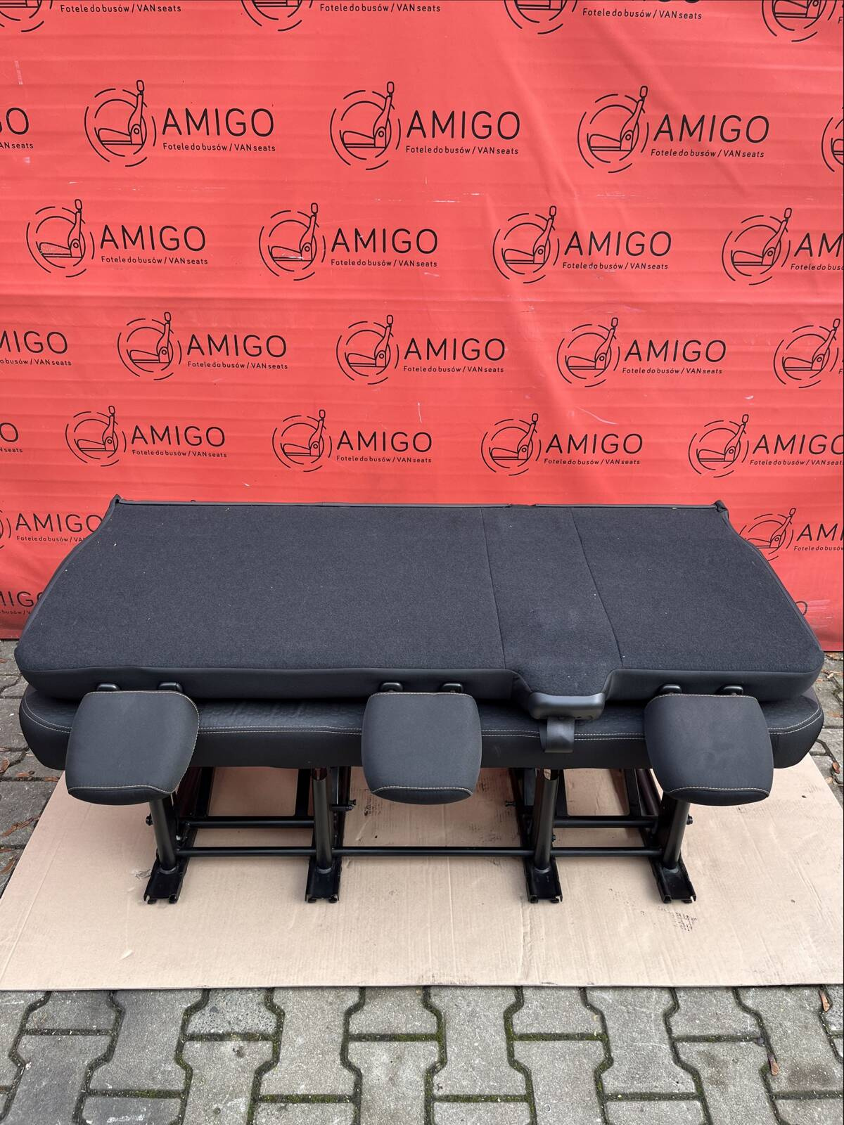 Seat triple bench Fiat Talento Trafic Opel Vauxhall Vivaro NV300 belts set