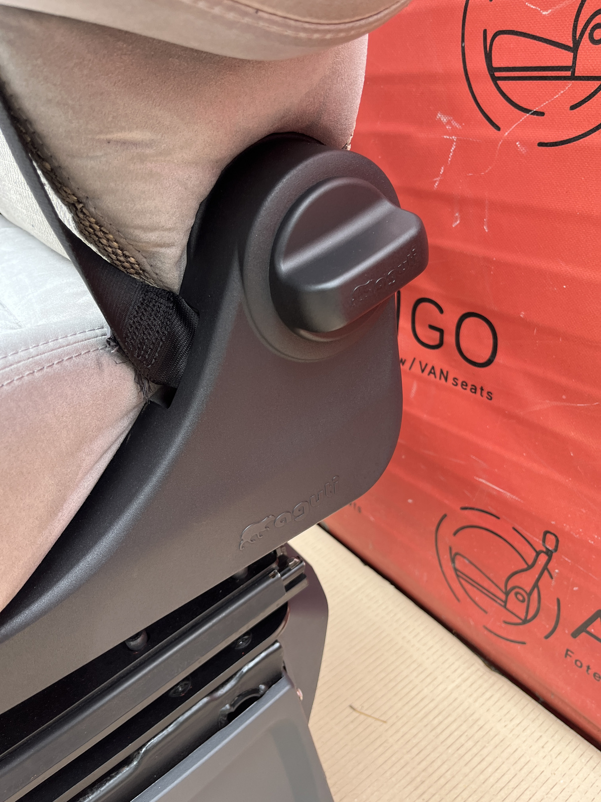 Seats Aguti Fiat Ducato Boxer Relay left right swivel driver seat passenger CAMPER HYMER