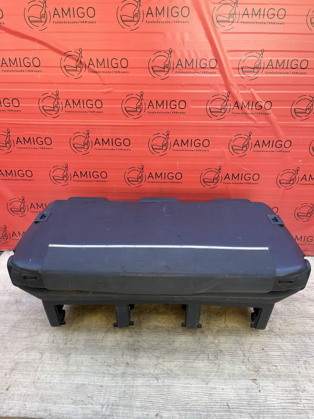 Bench rear triple seat VW T5 anthracite leather Multivan Caravelle