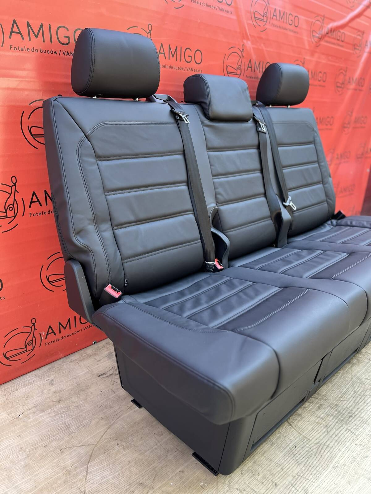 Bench rear triple seat VW T5 T6 titan black leather Multivan Caravelle t5