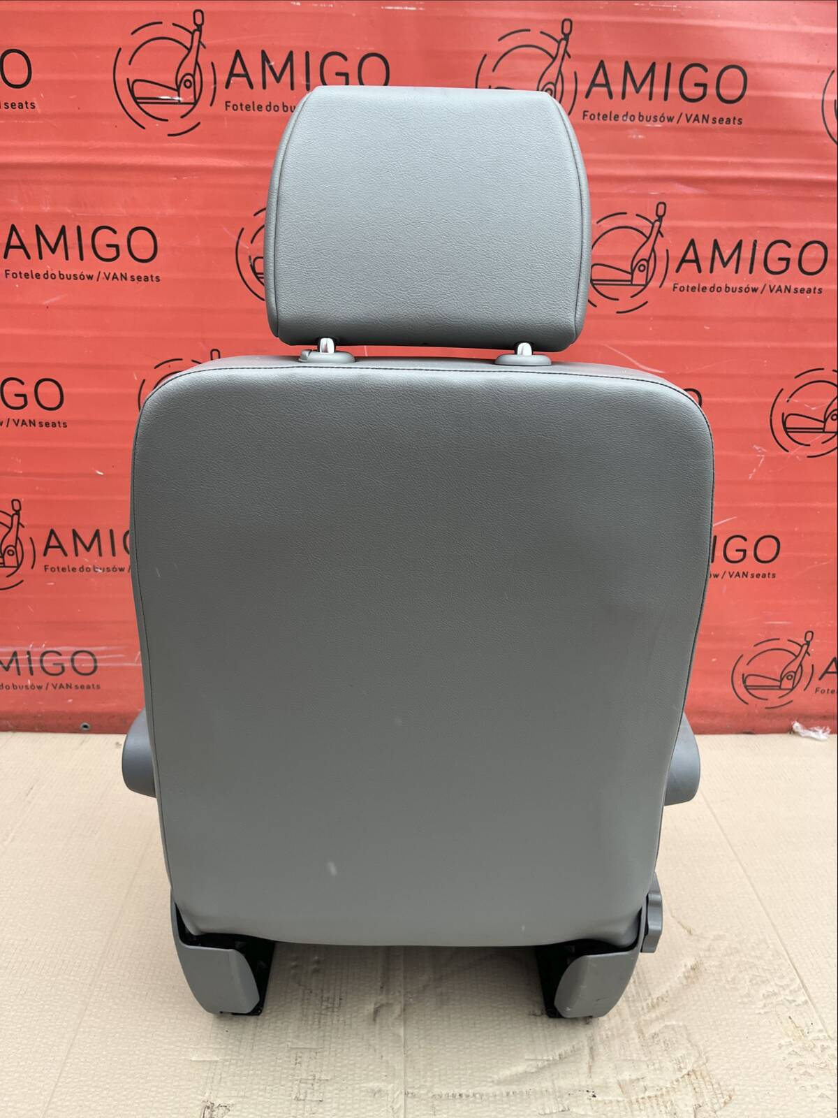 Seat VW T5 GP front UK passenger | EU driver PLACE with base armrests