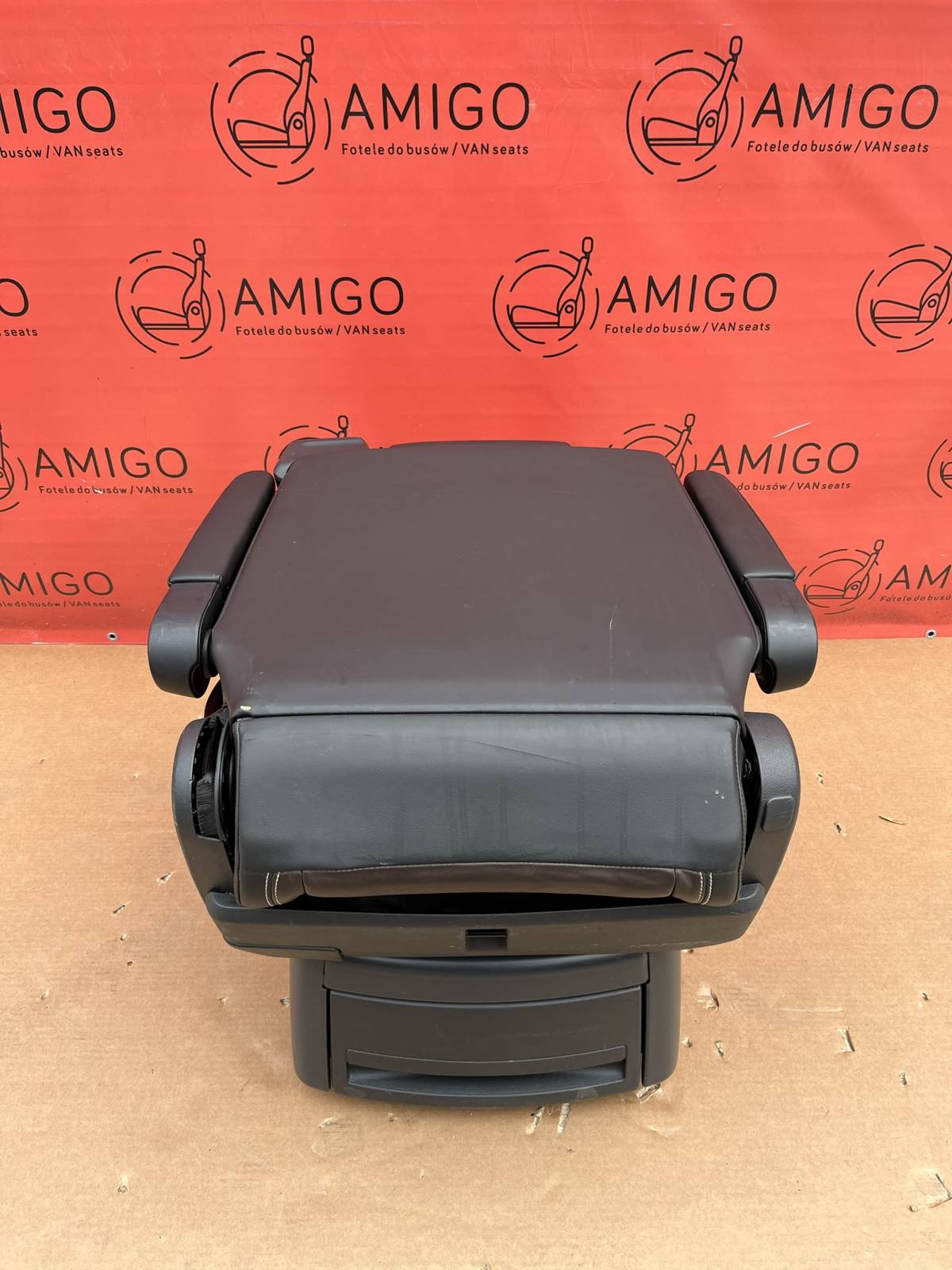 Seat VW T6 Multivan Caravelle Leather Mocha brown swivel rear T5 T6.1