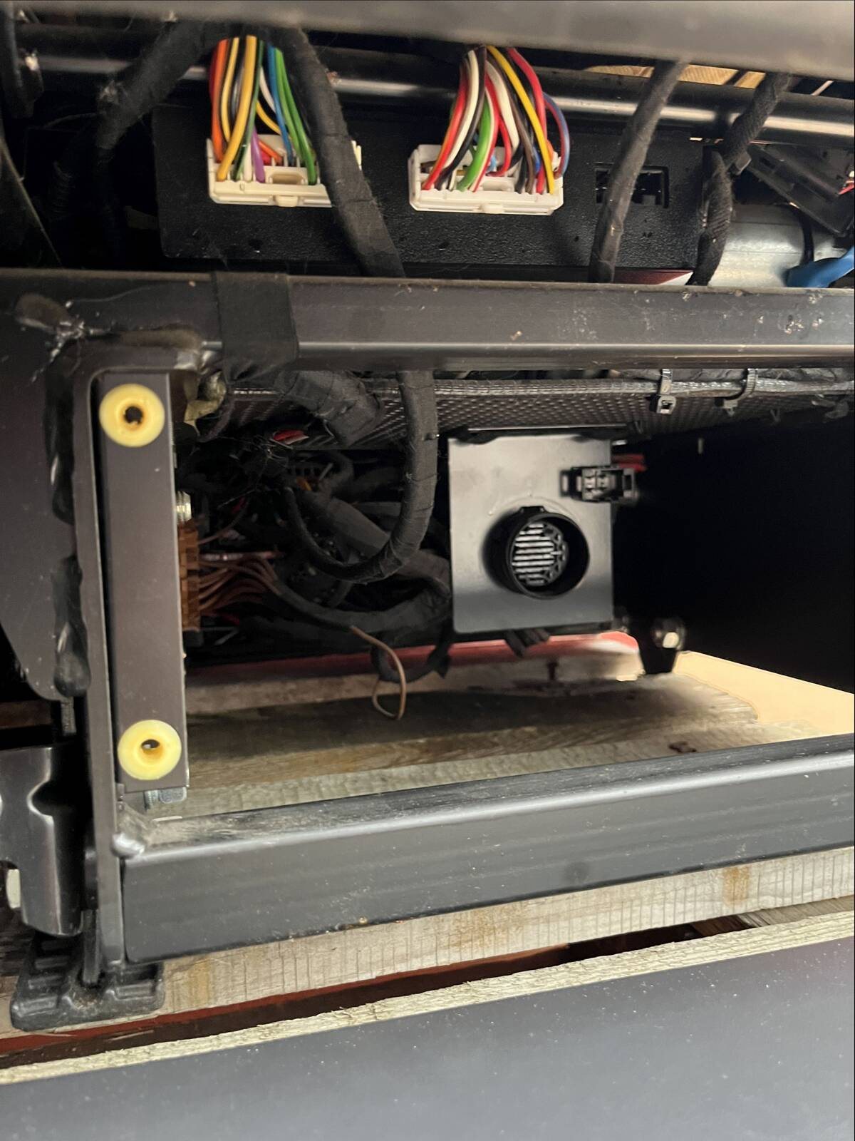 VIP rear double seat for rails VW T5.1 T5 T6 Business Electric Fridge Heating