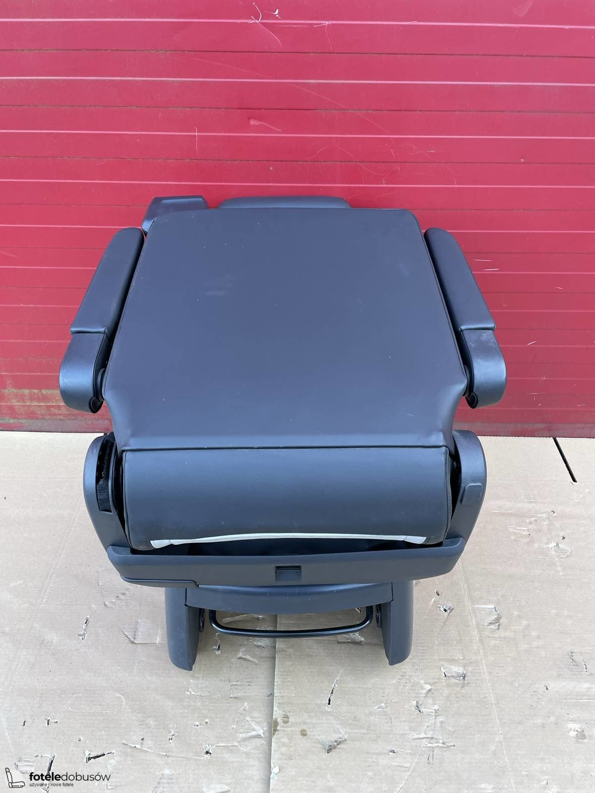 Seat VW T6 Multivan Caravelle Moonrock grey leather swivel rear t5