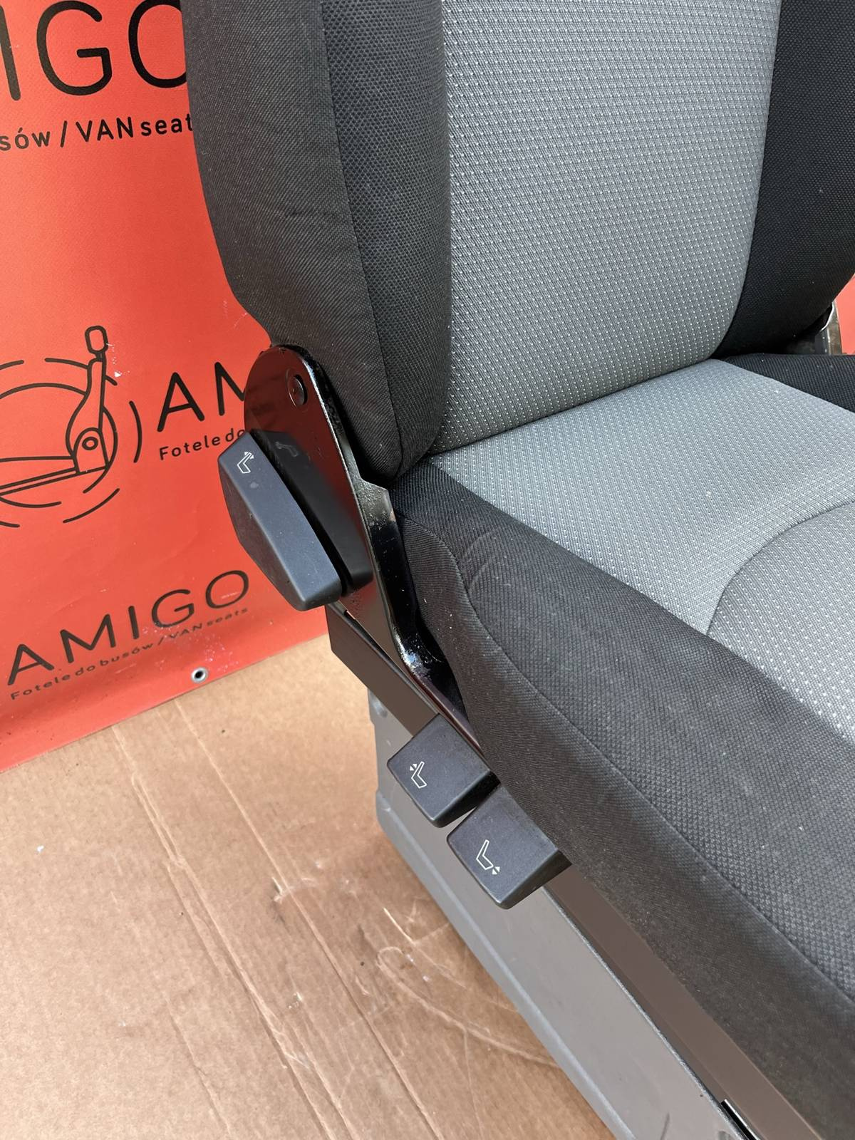 Iveco Daily 2006-2014 EU passenger | UK driver seat adjustments comfort