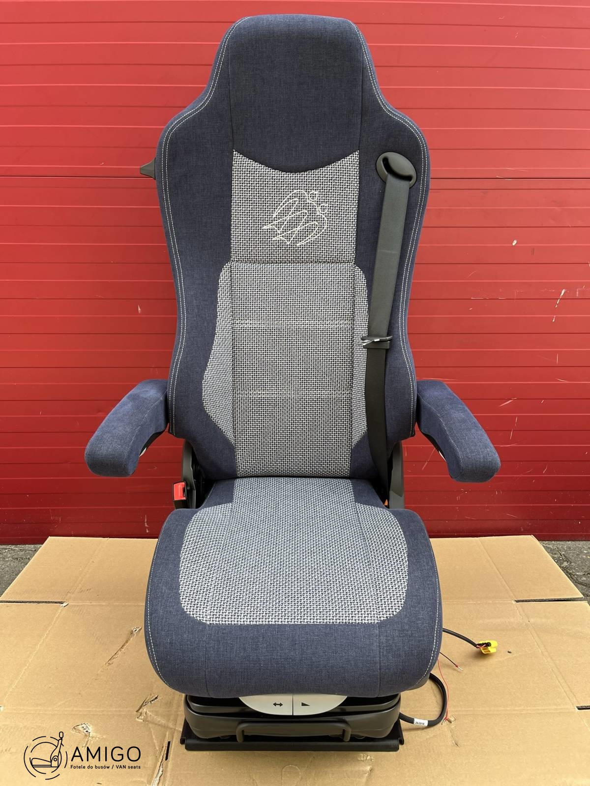 Seat UK passenger | EU driver GRAMMER Viatouro Motorhome Ducato Boxer Jumper Relay Knaus swivel