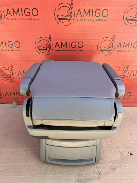 Seat single VW T5 Multivan Caravelle grey leather rear t6 swivel