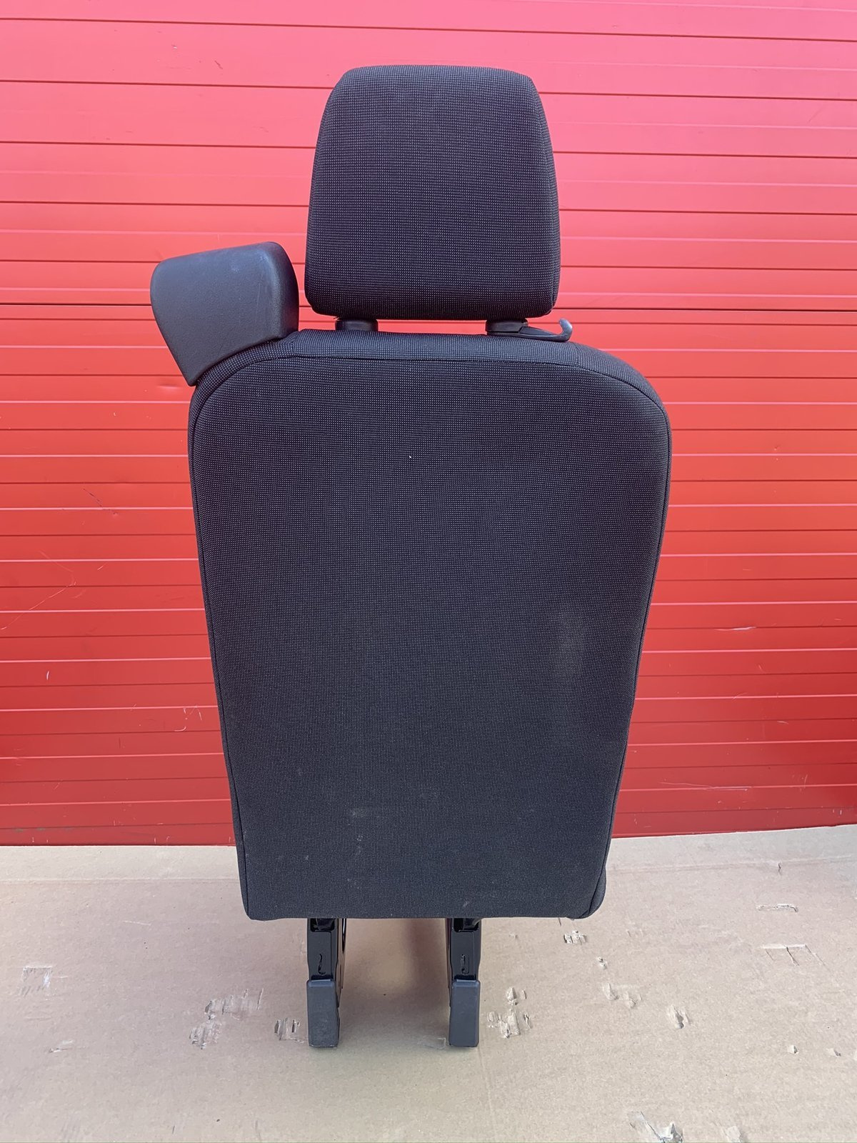 Seat Ford Transit MK8 single rear V363 Traxon