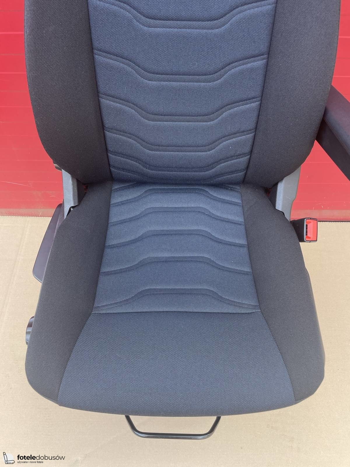 Iveco Daily VI 2014-2021 UK driver seat | EU passenger single seat Armrest