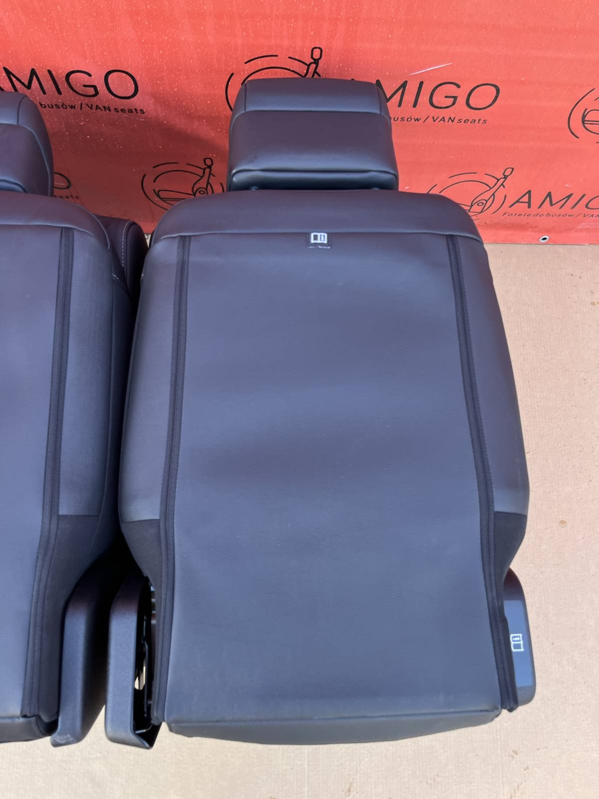 Rear bench seat Traveller Spacetourer Ulysse Zafira Vivaro Proace leather rails