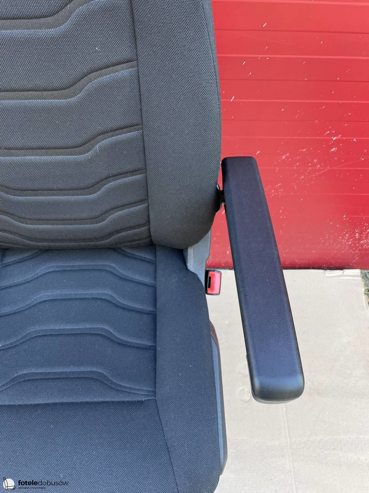 Iveco Daily VI 2014-2021 UK driver seat | EU passenger single seat Armrest