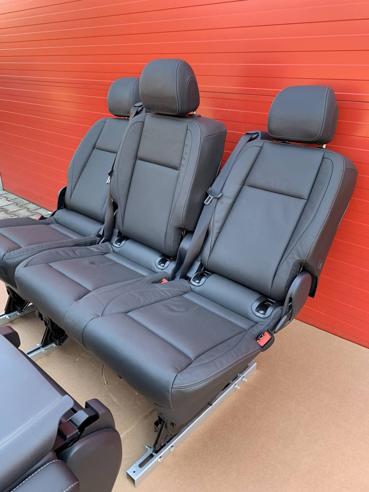 Mercedes V-class Vito Trafic Spaceclass Vivaro Tourer rear bench single seats swivel SET