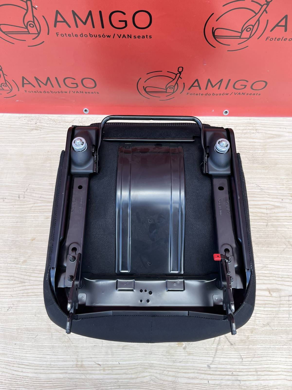 Seat single 2rd row middle Berlingo Doblò Combo Partner Rifter ProAce City