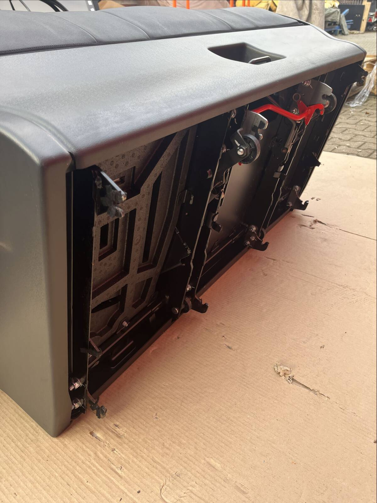 Seat rear bench bed Renault Trafic SpaceClass Escapade Black Leather