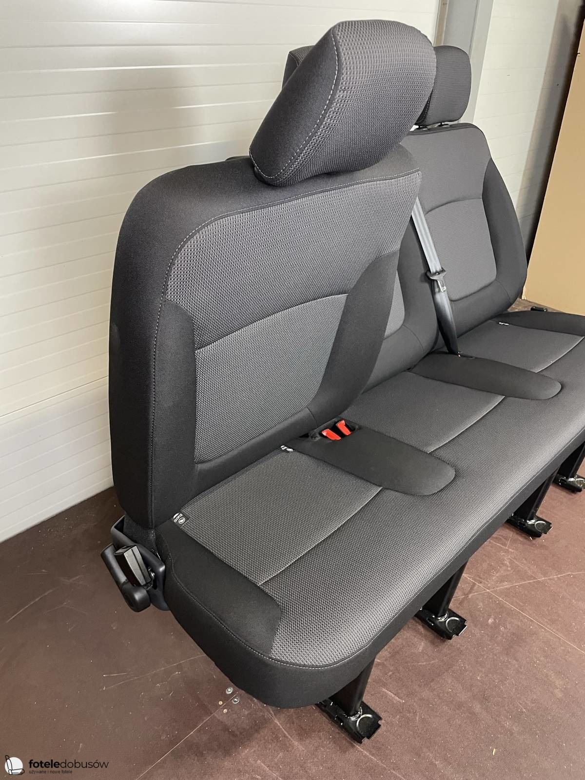 Seat triple bench NEW Renault Trafic Opel Vauxhal Vivaro NV300 Talento belts set