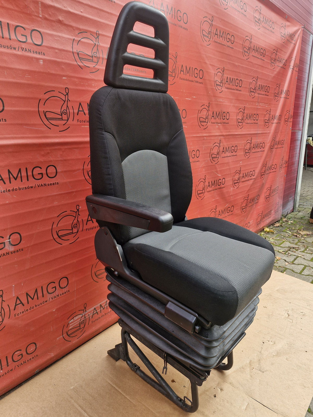 Iveco Daily 2006-2014 UK passenger | EU driver seat adjustments comfort suspension