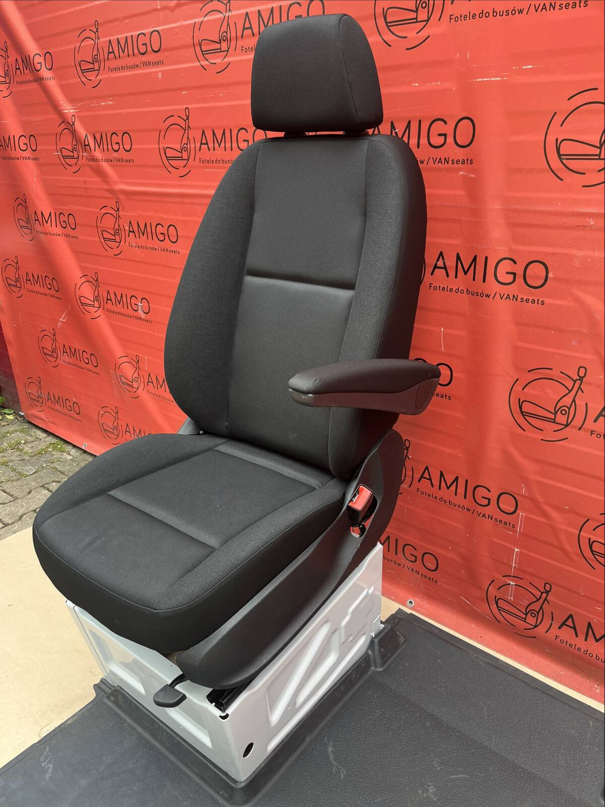 Seat Mercedes Sprinter W907 UK driver | EU passenger 2018-2024 adjustments comfort Maturin + floor