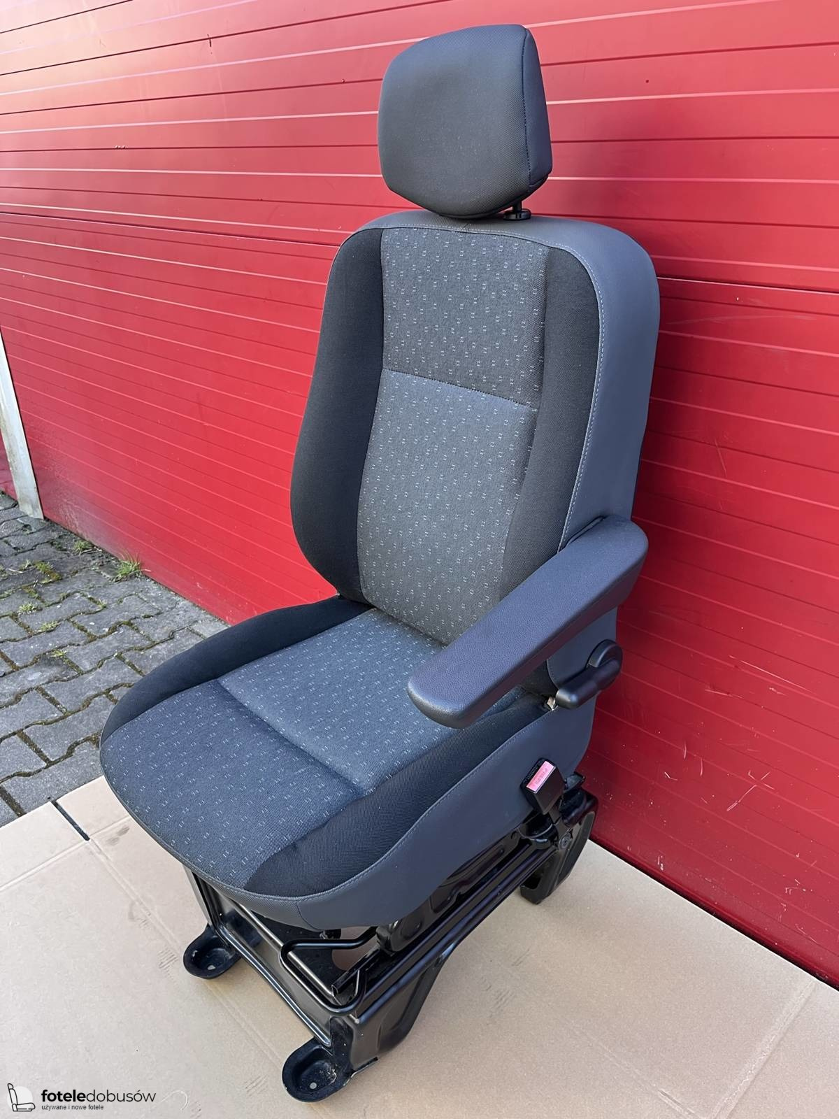 Seat Opel Vauxhall Movano Master NV400 captain UK driver | EU passenger adjustments armrest