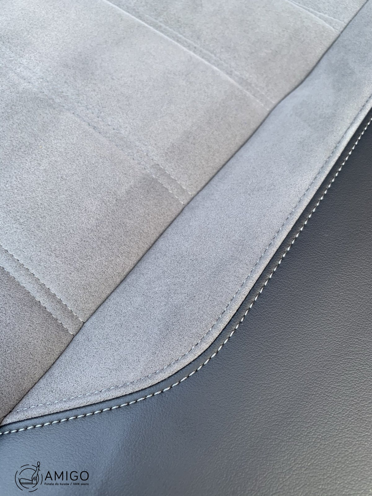 Bench rear triple seat VW T6.1 leather Artvelour Palladium alcantara Multivan Caravelle t5