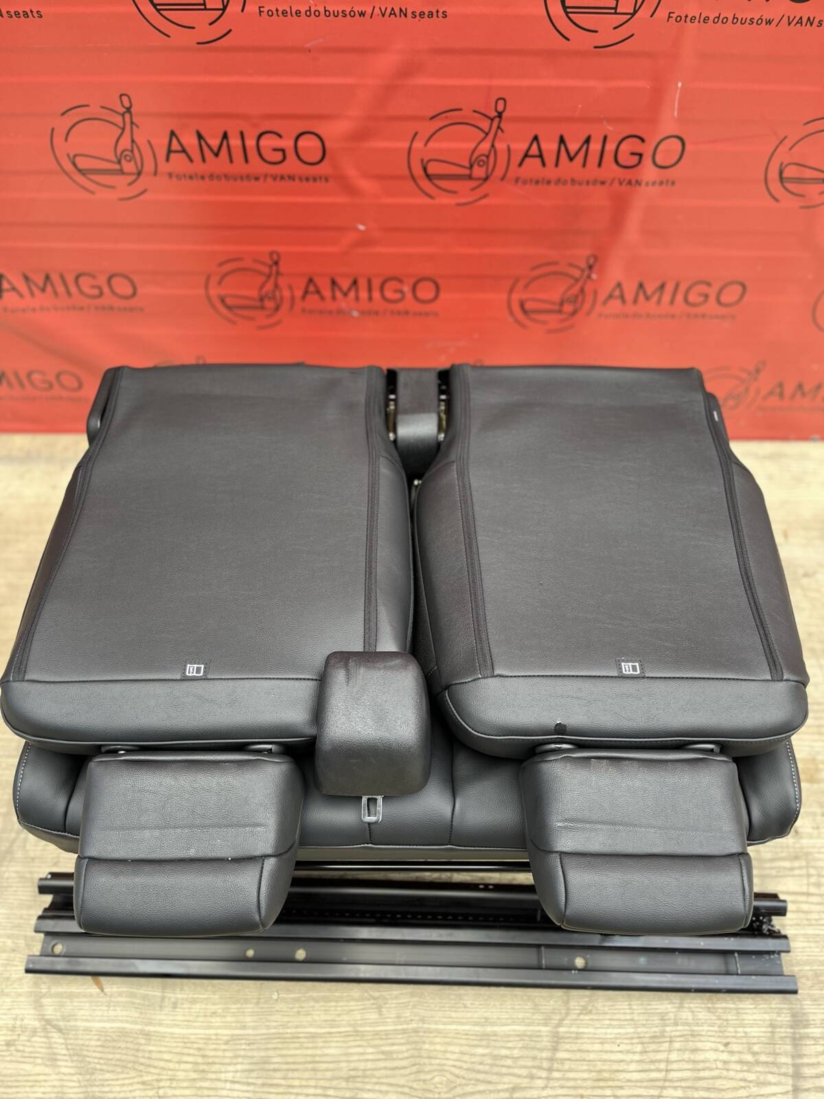 Rear bench seat Traveller Spacetourer Ulysse Zafira Vivaro Proace leather rails Campervans