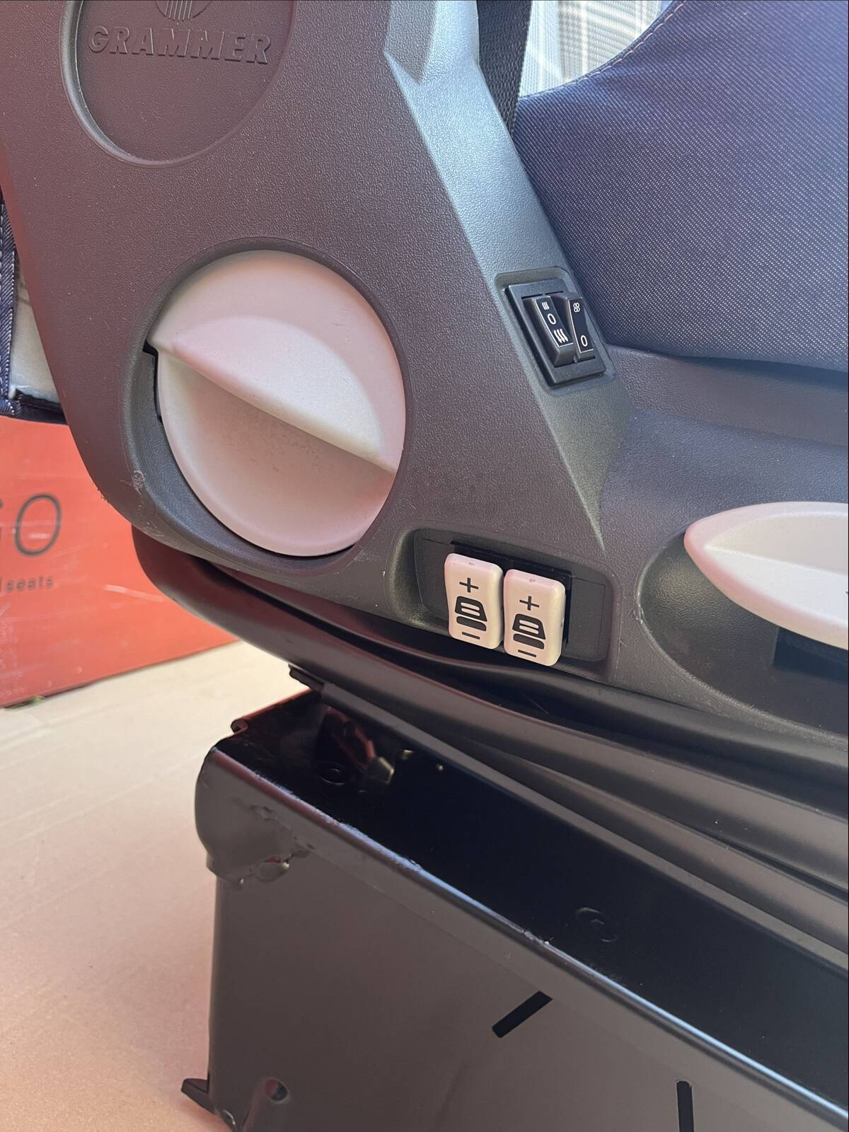 Seat driver passenger seats GRAMMER Viatouro Motorhome Ducato Boxer Jumper Relay Knaus swivel