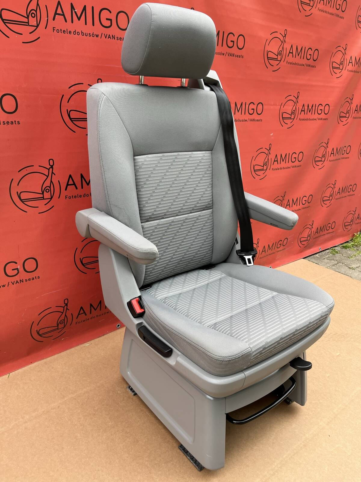 Seat VW T6 Multivan Cheyennvel rear t5e grey ISOFIX swi